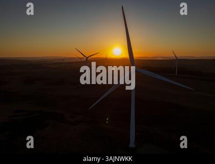 Windturbinen erzeugen Strom in Northumberland Stockfoto