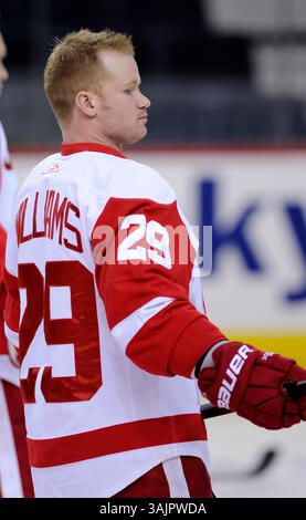März 2010 – Calgary, Alberta, Kanada – Foto des NHL-Spielerprofils von Jason Williams von Detroit Red Wings während eines Spiels in Calgary. (Foto: © Larry MacDougal via ZUMA Wire) Stockfoto