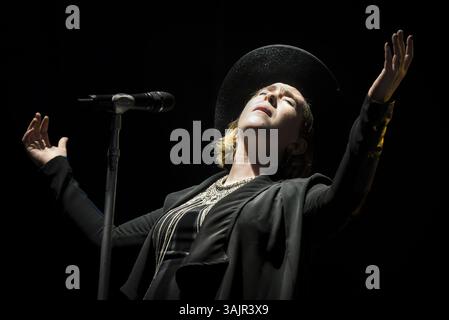 27. Mai 2017: Toronto, Ontario, Kanada – die kanadische Musikerin SERENA RYDER trat beim CBC Music Festival auf, das am Echo Beach in Toronto stattfindet. Im Bild: SERENA RYDER (Kreditbild: © Angel Marchini via ZUMA Wire) Stockfoto