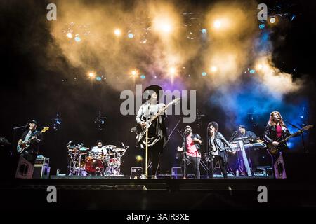 27. Mai 2017: Toronto, Ontario, Kanada – die kanadische Musikerin SERENA RYDER trat beim CBC Music Festival auf, das am Echo Beach in Toronto stattfindet. Im Bild: SERENA RYDER (Kreditbild: © Angel Marchini via ZUMA Wire) Stockfoto