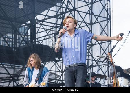 27. Mai 2017: Toronto, Ontario, Kanada – der kanadische Sänger und Songwriter SCOTT HELMAN spielte eine ausverkaufte Show beim CBC Music Festival am Echo Beach in Toronto. Im Bild: SCOTT HELMAN (Credit Image: © Angel Marchini via ZUMA Wire) Stockfoto