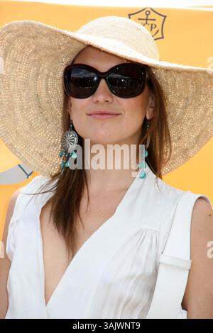 Prinz Harry spielt im Rahmen seines ersten offiziellen Besuchs in den USA beim zweiten jährlichen Veuve Cilcquot Manhattan Polo Classic, mit Erlösen zugunsten amerikanischer Freunde von Senebale.Arrivals.Mai 30, 09.Governor's Island, NYC. Fotos von Sonia Moskowitz, Globe Photos Inc 2009.KATE HUDSON. K62088SMO (Bild: © Sonia Moskowitz/Globe Photos/ZUMAPRESS.com) Stockfoto