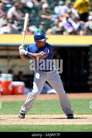 7. Mai 2009: Center Fielder #22 Marlon Byrd von den Texas Rangers in Aktion gegen die Oakland A's im Oakland Alameda County Coliseum in Oakland, Kalifornien. Die A's Beat the Rangers 9-4. (Bild: © Greg Ashman/Cal Sport Media) Stockfoto
