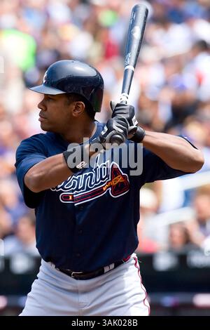 13. Mai 2009: Atlanta Braves’ linker Feldspieler Garret Anderson #18 bei bat während des Spiels zwischen den Atlanta Braves und den New York Mets im Citi Field in New York. Die Braves schlugen die Mets, 8-7 in 12 Innings. (Bild: © Chris Szagola/Cal Sport Media) Stockfoto