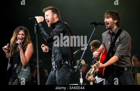 Die Bandmitglieder Hillary Scott, Charles Kelley und Dave Haywood treten am Dienstag, den 13. Oktober 2009 im Sommet Center in Nashville, Tenn, auf. (Bild: © The Tennessee/ZUMA Press) Stockfoto