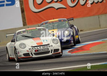 10. Oktober 2009: Paul Barnhart im Kelly-Moss Racing Porsche 911, führt John Baker im #47 Orbit Racing Porsche, im GT3 Rennen Samstag. Mazda Raceway Laguna Seca Monterey, CA (Foto: © Curt Sousa/Cal Sport Media/ZUMA Press) Stockfoto