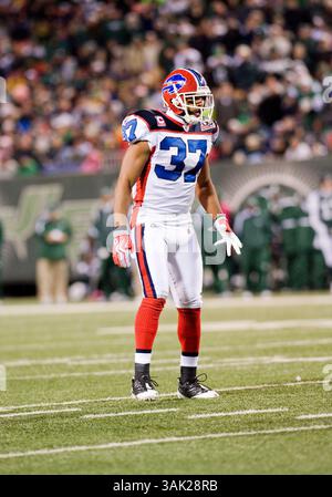 18. Oktober 2009: Bills' Safety George Wilson (37) ist bereit für Action während eines Spiels zwischen den New York Jets und Buffalo Bills im Giants Stadium in East Rutherfords, New Jersey. Buffalo Bills besiegte die New York Jets in der Überstunden von 16 bis 13. (Bild: © Duncan Williams/Cal Sport Media/ZUMA Press) Stockfoto