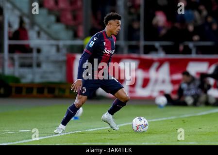 Dan Ndoye von Bologna FC während des Spiels der Serie A Enilive zwischen Bologna FC und SSC Napoli im Stadio Renato Dall’Ara am 7. April 2025 in Bologna, Italien. Stockfoto