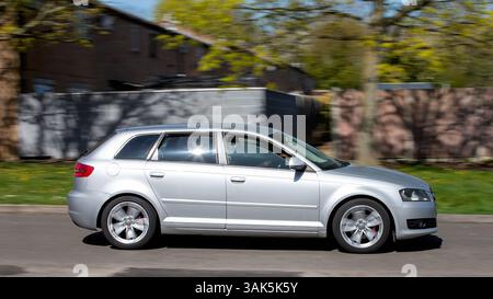 Milton Keynes, Großbritannien - 9. April 2025: 2009 Silber Dieselmotor Audi A3 sportback Car Stockfoto