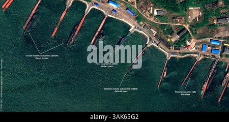 5. Januar 2013 - Petropavlosk, Russland - angedocktes Schlachtschiff. Petropavlovsk-Kamtschatski ist eine Stadt und das administrative, industrielle, wissenschaftliche und kulturelle Zentrum der Region Kamtschatka in Russland. (Kreditbild: © Airbus DS/Airbus DS via ZUMA Wire/ZUMAPRESS.com) Stockfoto