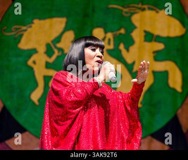Mai 2017: New Orleans, Lousiana, USA S - PATTI LABELLE während des New Orleans Jazz & Heritage Festivals in New Orleans, Louisiana (Foto: © Daniel DeSlover via ZUMA Wire) Stockfoto