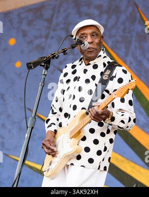 Mai 2017: New Orleans, Lousiana, USA S - BUDDY GUY beim New Orleans Jazz & Heritage Festival in New Orleans, Louisiana (Bild: © Daniel DeSlover via ZUMA Wire) Stockfoto