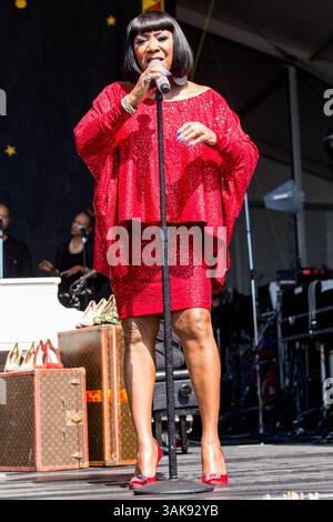 Mai 2017: New Orleans, Lousiana, USA S - PATTI LABELLE während des New Orleans Jazz & Heritage Festivals in New Orleans, Louisiana (Foto: © Daniel DeSlover via ZUMA Wire) Stockfoto