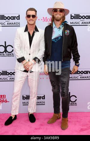 Mai 2017 - Las Vegas, NV, USA - LAS VEGAS - 21. MAI: Florida Georgia Line, Tyler Hubbard, Brian Kelley bei den Billboard Music Awards 2017 - Ankunft in der T-Mobile Arena am 21. Mai 2017 in Las Vegas, NV (Kreditbild: © Kathy Hutchins/Newscom via ZUMA Press) Stockfoto
