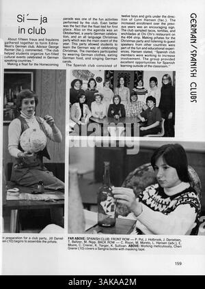 Das Jahrbuch Windigo '78 von der Edina West High School beleuchtet die wichtigsten Personen, Veranstaltungen und Aktivitäten des akademischen Jahres 1977-1978 mit Porträts und Veranstaltungsberichten. Stockfoto