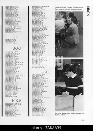 „Windigo 78“ ist das Jahrbuch der Edina West High School für das Jahr 1977-1978, in dem Schüler, Leichtathletik und akademisches Leben während des gesamten Schuljahres vorgestellt werden. Stockfoto
