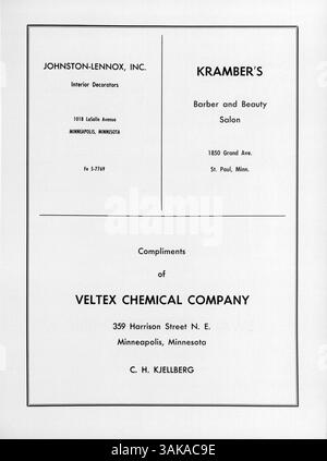 Die 1959 erschienene Ausgabe des Breck Yearbook „Mustang“ zeigt Fotos und Aufzeichnungen von Schülern, Lehrern, außerschulischen Aktivitäten und bedeutenden Ereignissen aus dem Schuljahr 1958-1959. Stockfoto