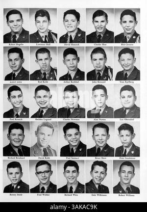 Das „Mustang“ Jahrbuch 1959 der Breck School dokumentiert die Ereignisse und Leistungen von Schülern, Lehrkräften und Sportmannschaften während des Schuljahres 1958-1959. Stockfoto