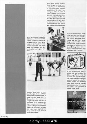 Das Jahrbuch der St. Louis Park High School 1988, Echowan, präsentiert einen umfassenden Überblick über die akademischen und sozialen Höhepunkte des Schuljahres 1987-1988 und dokumentiert Leichtathletik, Vereine, Lehrkräfte und große Schülerveranstaltungen. Stockfoto