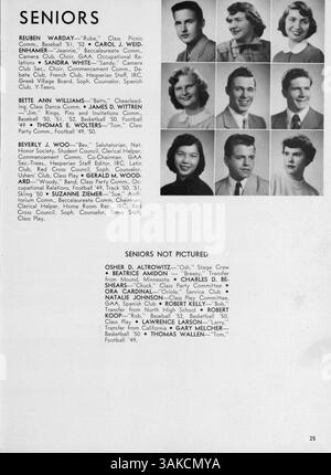 Das „Hesperian“ Jahrbuch 1952 der West High School erfasst die Erfahrungen und Errungenschaften von Schülern, Dozenten und Sportmannschaften während des Schuljahres 1951-1952. Stockfoto