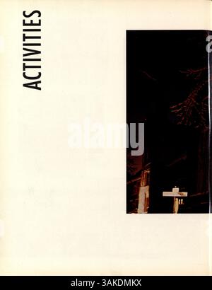 Die Ausgabe 1956 des Northrop Collegiate Yearbook Tatler zeigt Porträts von Schülern und Lehrkräften, Highlights von Schulvereinen und Sportveranstaltungen sowie wichtige Momente aus dem Schuljahr 1955-1956. Stockfoto