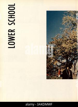 Das Northrop Collegiate Yearbook, oder Tatler, aus dem Jahr 1956, bietet eine historische Momentaufnahme des Lebens von Schülern und Lehrern während des akademischen Jahres 1955-1956 und berichtet über Clubs, Sport und Schulveranstaltungen aus dieser Zeit. Stockfoto