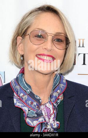 Mai 2017 - Beverly Hills, CA, USA - 10. Mai 2017 - Beverly Hills California - Sharon Stone. 2017 ABCs Muttertagsessen im Four Seasons Hotel. Foto: AdMedia Stockfoto