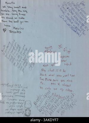 Das Polaris Jahrbuch 1988 der North High School erfasst die Schüler, Lehrkräfte, Sportmannschaften, Vereine und wichtige Ereignisse aus dem Schuljahr 1987-1988. Stockfoto