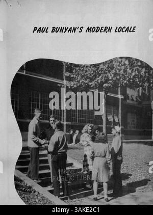 Das Jahrbuch des Redners 1945 der Patrick Henry High School bietet einen Einblick in das Schuljahr 1944-1945 und hebt Schüler, Lehrer und Schulveranstaltungen hervor. Stockfoto