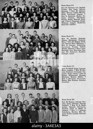 Das Jahrbuch 1945 der Patrick Henry High School beleuchtet die Leistungen von Schülern, Lehrern, Leichtathletik und außerschulischen Aktivitäten während des Schuljahres 1944-1945. Stockfoto