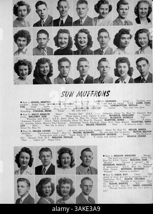 Das Jahrbuch 1945 der Patrick Henry High School zeigt Porträts von Schülern und Lehrkräften sowie Leichtathletik, Clubs und Veranstaltungen aus dem Schuljahr 1944-1945. Stockfoto