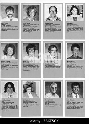 Diese Ausgabe des North High Yearbook „Polaris“ von 1986 dokumentiert die Aktivitäten der Schule, darunter Akademiker, Leichtathletik, Studentenclubs und bemerkenswerte Veranstaltungen während des Schuljahres 1985-1986. Stockfoto
