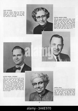 Das Jahrbuch des Lutherischen Bibelinstituts 1957, The Reflector, fasst die Momente von Studenten und Dozenten zusammen mit Schulveranstaltungen aus dem akademischen Jahr 1956-1957. Stockfoto