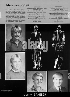 Das Orono High Yearbook aus dem Jahr 1987, „A Touch of Class“, bietet eine detaillierte Aufzeichnung des Schuljahres 1986-1987 und zeigt die Ereignisse der Schule, Schülergruppen, Leichtathletik und das akademische Leben. Stockfoto