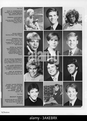 Das Orono High Yearbook 1987, „A Touch of Class“, erfasst die akademischen, sportlichen und außerschulischen Aktivitäten von Schülern, Lehrern, Clubs und Veranstaltungen aus dem Schuljahr 1986-1987. Stockfoto