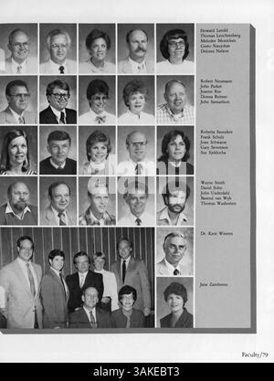 Die Ausgabe 1987 von „A Touch of Class“ von der Orono High School präsentiert die akademischen und außerschulischen Leistungen, das Schülerleben und wichtige Ereignisse aus dem Schuljahr 1986-1987. Stockfoto