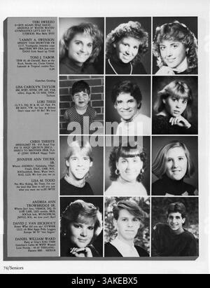 Das Jahrbuch „A Touch of Class“ 1987 der Orono High School zeigt die akademischen und außerschulischen Leistungen von Schülern, Lehrern, Leichtathletik und Schulveranstaltungen aus dem Schuljahr 1986-1987. Stockfoto