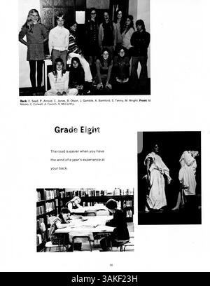 Das Jahrbuch „Tatler“ 1973 von Northrop Collegiate fasst die Höhepunkte des Schülerlebens, der Schulclubs, der Leichtathletik und der Beiträge zur Geschichte der afroamerikanischen Geschichte während des akademischen Jahres 1972-1973 zusammen. Stockfoto