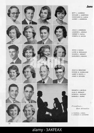 Das „Hesperian“ Jahrbuch 1951 fasst die wichtigsten Momente des Schuljahres 1950-1951 an der West High zusammen und hebt Schüler, Dozenten, Vereine und Sportveranstaltungen hervor. Darstellung der akademischen und sozialen Aspekte des Schullebens. Stockfoto
