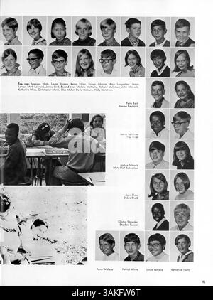 Das Bisbila Jahrbuch 1968 der University High dokumentiert das Schuljahr 1967-1968 mit Schülern, Lehrern, außerschulischen Aktivitäten, Leichtathletik, und afroamerikanische historische Einblicke. Stockfoto