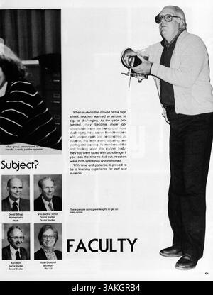 Das Echowan '84 Jahrbuch der St. Louis Park High School dokumentiert die Schüler, Lehrer, Sport, Vereine und andere wichtige Ereignisse aus dem akademischen Jahr 1983-1984. Stockfoto