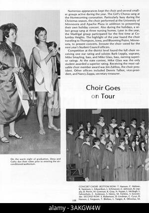Das Jahrbuch 1969 der St. Anthony Village High School dokumentiert die Schüler, Lehrer, Sportmannschaften und die wichtigsten Schulveranstaltungen aus dem Jahr 1968-1969. Stockfoto