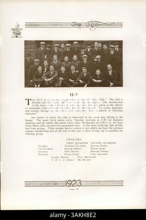 Die Ausgabe 1923 des South High Yearbook, Tiger 1923, erfasst wichtige Momente aus dem Schuljahr 1922-1923, einschließlich Schülerleistungen, Schulveranstaltungen, Leichtathletik und außerschulische Aktivitäten, mit Schwerpunkt auf afroamerikanischer Kultur und Geschichte. Stockfoto
