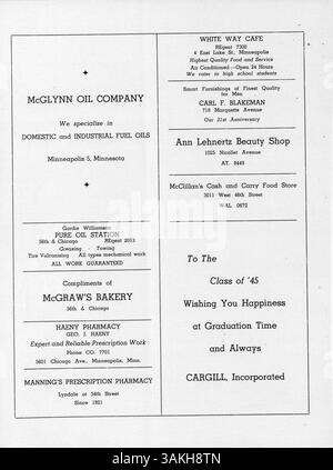 Das Angelus Yearbook 1945 der Academy of Holy Angels zeigt die Schüler, Lehrer, Leichtathletik, Vereine und Veranstaltungen des Schuljahres 1944-1945. Stockfoto