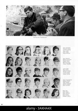 Wayzata High Yearbook 1969, Wayako 69, beleuchtet die akademischen und außerschulischen Aktivitäten der Schule und dokumentiert Schüler, Vereine, Leichtathletik und Großveranstaltungen aus dem Schuljahr 1968-1969. Stockfoto