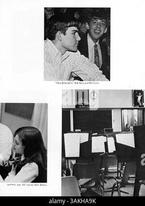 Wayako 69, das 1969 Wayzata High School Jahrbuch, bietet einen Schnappschuss des Schuljahres 1968-1969 und dokumentiert Schüler, Lehrkräfte, sportliche Veranstaltungen und andere wichtige Aspekte des Schullebens. Stockfoto