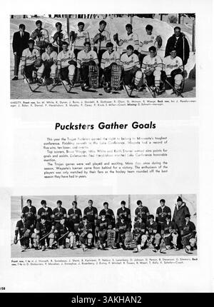 Das Jahrbuch Wayako 69 von der Wayzata High School bietet eine visuelle Aufzeichnung der Schüler, Lehrkräfte, Leichtathletik, Vereine und bedeutenden Ereignisse, die das akademische Jahr 1968-1969 prägten. Stockfoto