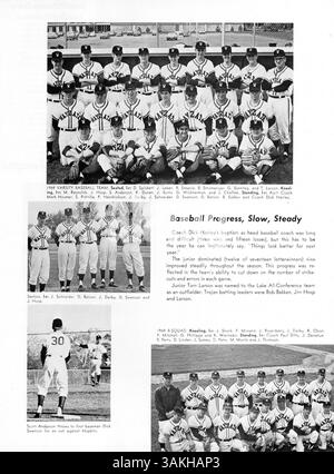 „Wayako 69“, das Jahrbuch der Wayzata High School 1969, beleuchtet das Studentenleben, Leichtathletik, Clubs, Lehrkräfte, und Schulveranstaltungen aus dem Jahr 1968-1969. Stockfoto