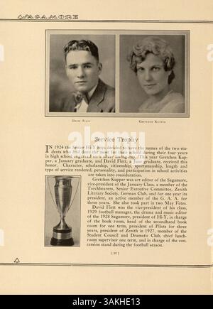 Das Sagamore Jahrbuch 1929 bietet eine detaillierte Aufzeichnung der Schüler, Lehrkräfte, Leichtathletik, Vereine und der wichtigsten Ereignisse aus dem Schuljahr 1928-1929 der Roosevelt High. Stockfoto