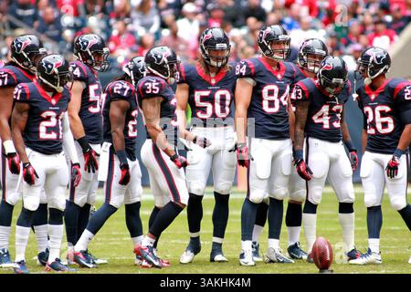 1. Dezember 2013 - Houston, Texas, Vereinigte Staaten von Amerika - 01. Dezember 2013: Die Houston Texans Special Teams bereiten sich darauf vor, den Ball während des regulären Saisonspiels der NFL zwischen den Houston Texans und den New England Patriots aus dem Reliant Stadium in Houston, Texas, zu starten. (Bild: © Erik Williams/Cal Sport Media/ZUMAPRESS.com) Stockfoto